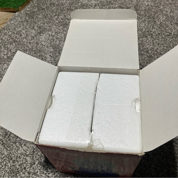 Hallmark Disney Walt's 100th Musical Birthday Globe 2001 Ltd Edition- Non Workin - Picture 4 of 9